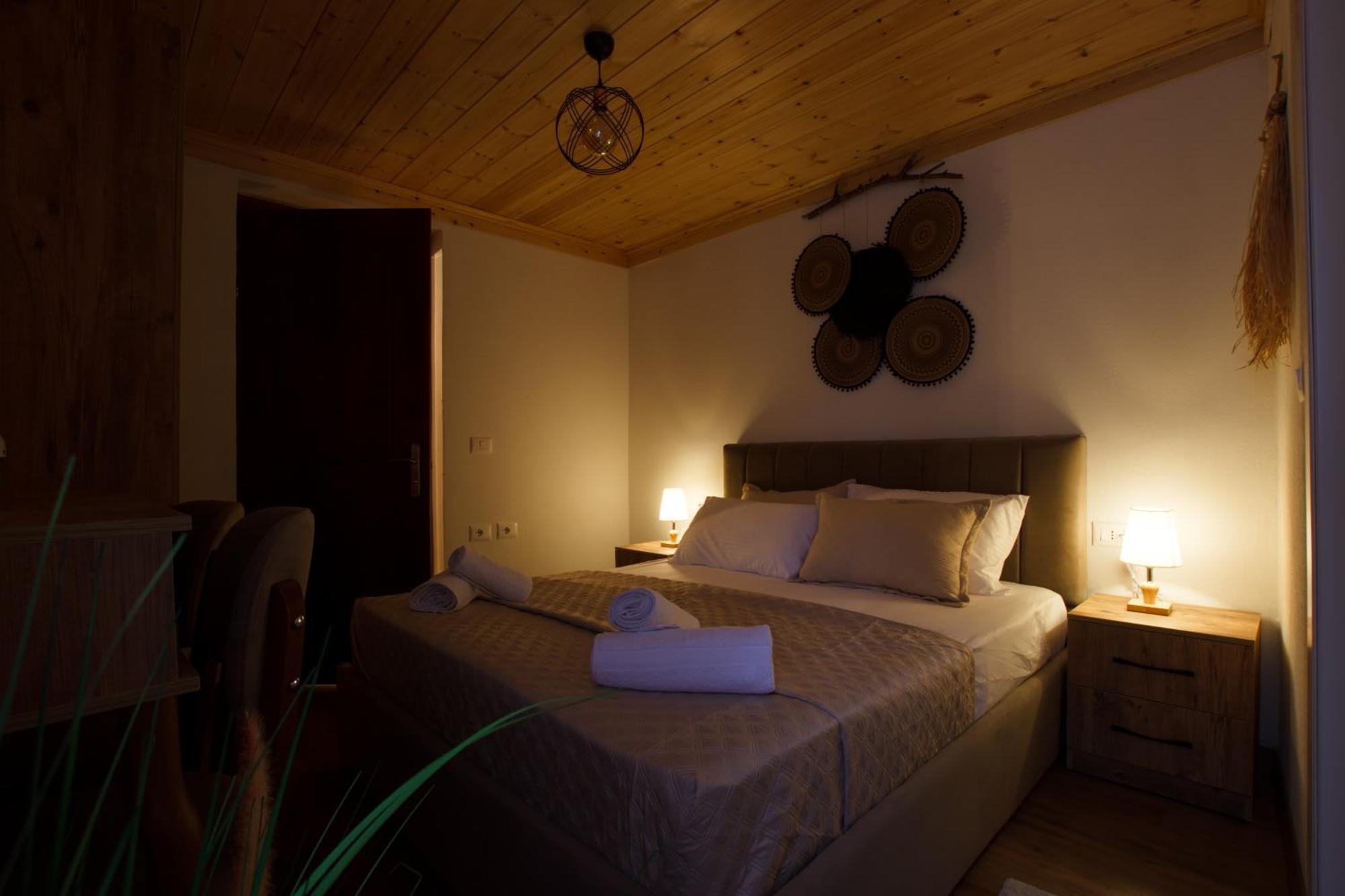 Guva Guest House Gjirokaster Ngoại thất bức ảnh