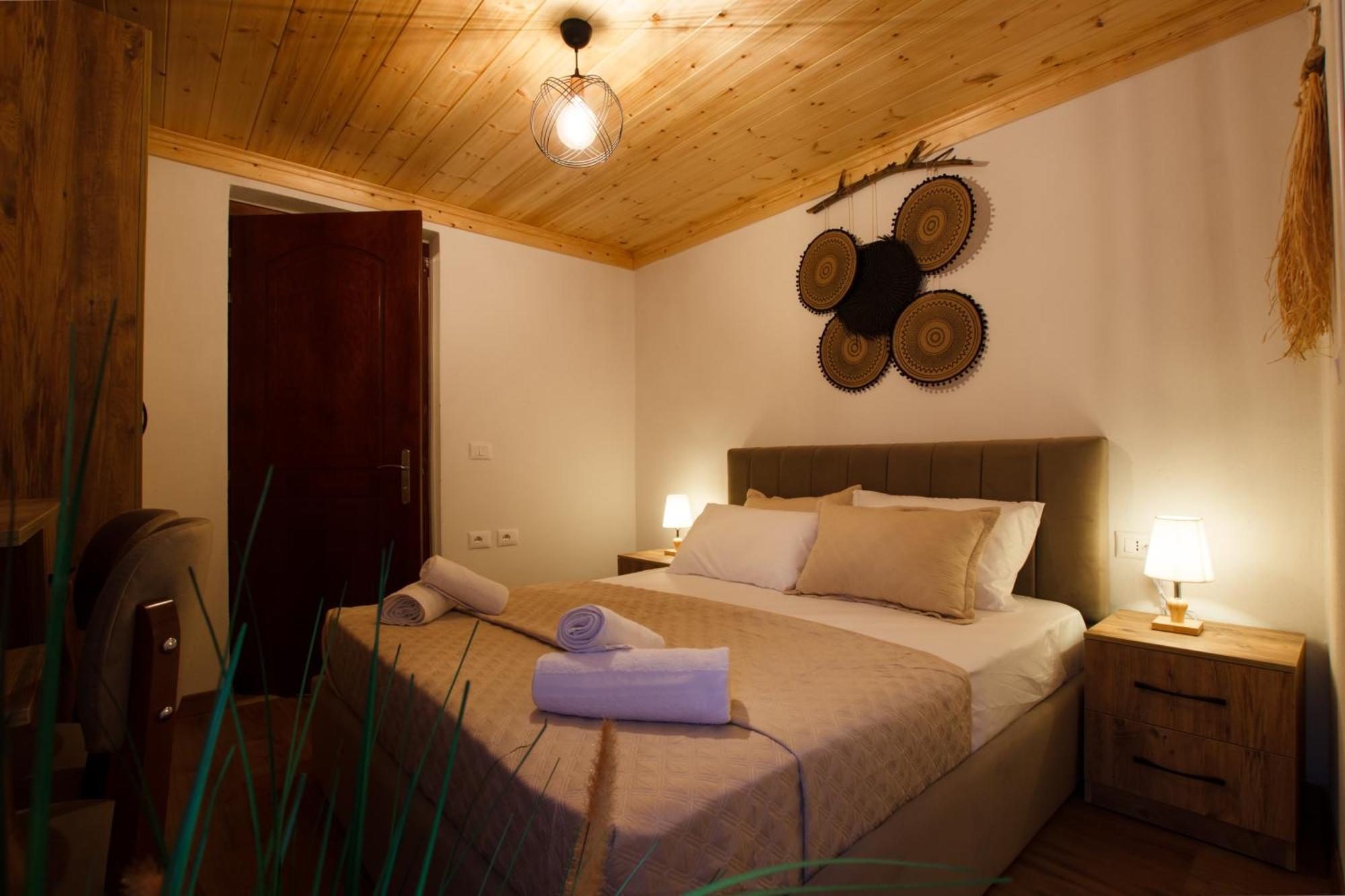 Guva Guest House Gjirokaster Ngoại thất bức ảnh