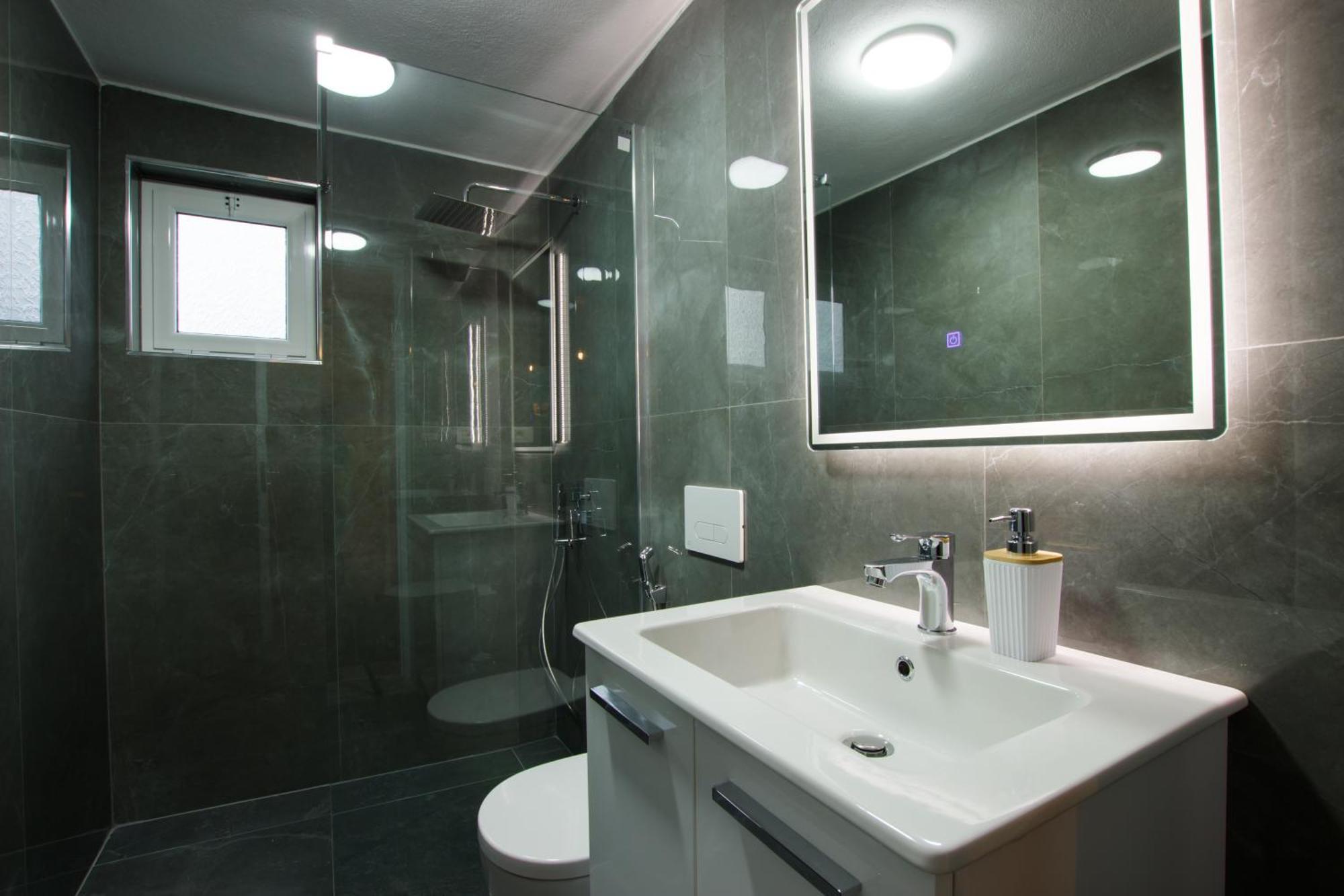 Guva Guest House Gjirokaster Ngoại thất bức ảnh